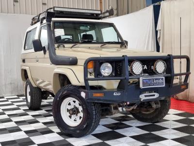 1985 Toyota Land Cruiser IN AUCTION AT LLOYDS Wagon for sale in Carrara